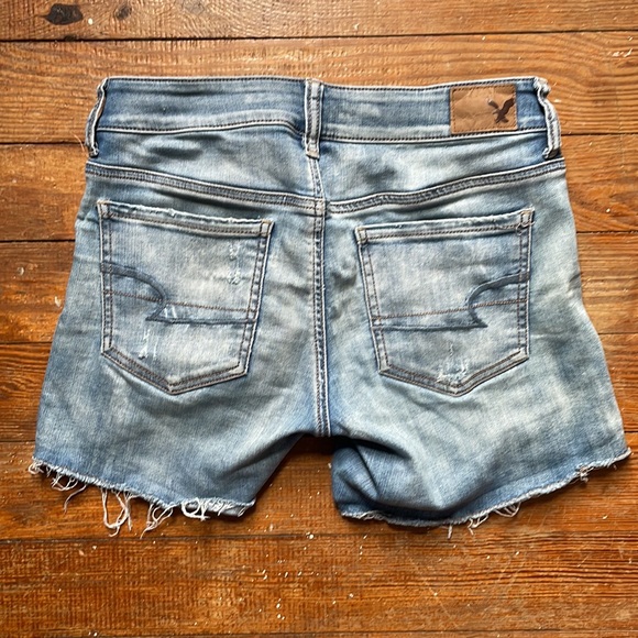 American Eagle Midi shorts, size 4 - Picture 2 of 4